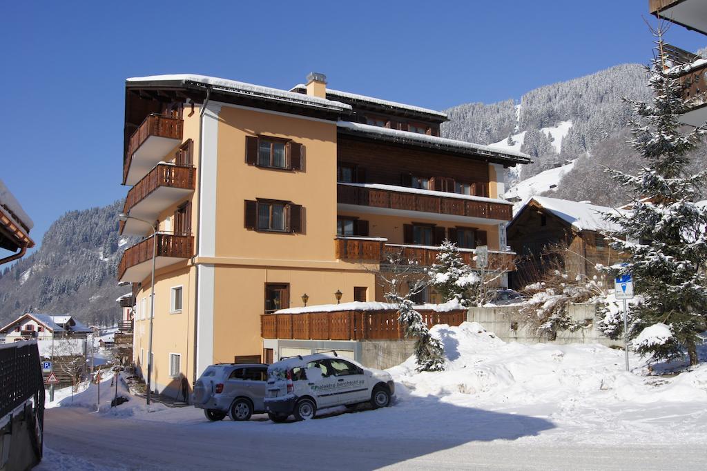 Madrisa Lodge Klosters Exterior photo
